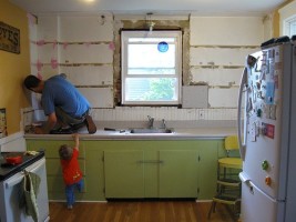 Фото кухонь до и после ремонта: примеры ремонта 4 кухонь