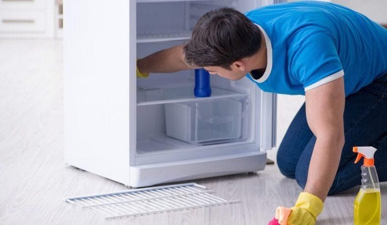уборка холодильника